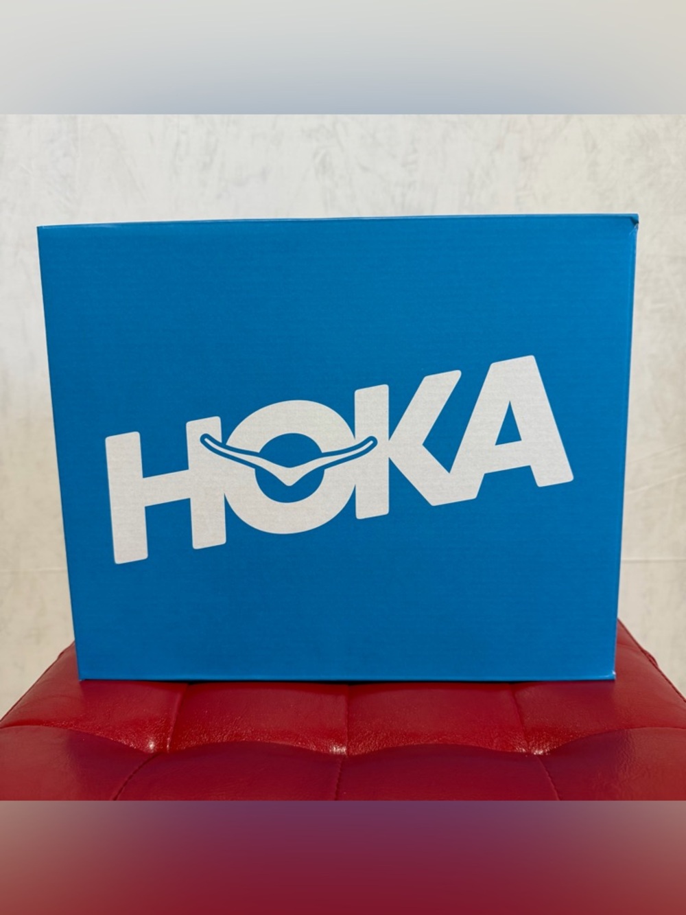 HOKA Women's Bondi 9 Wide Width White 1162014/ WWH, NEW WITH BOX,Sizes 6.5 & 8.5 - Picture 13 of 13
